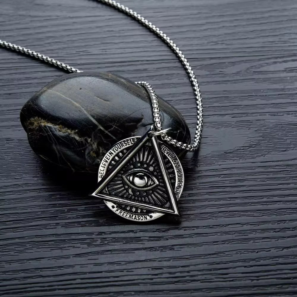 illuminati necklace (limited edition)