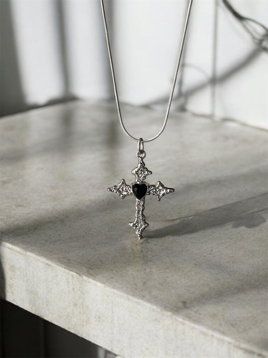 Noir Gothic Cross