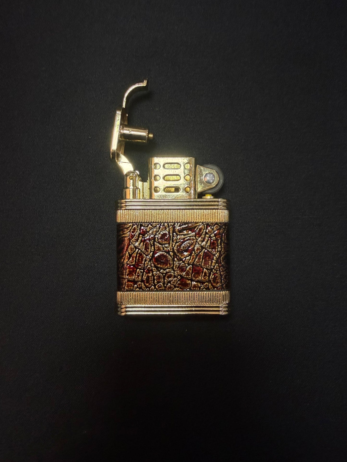 Wood Husk Lighter