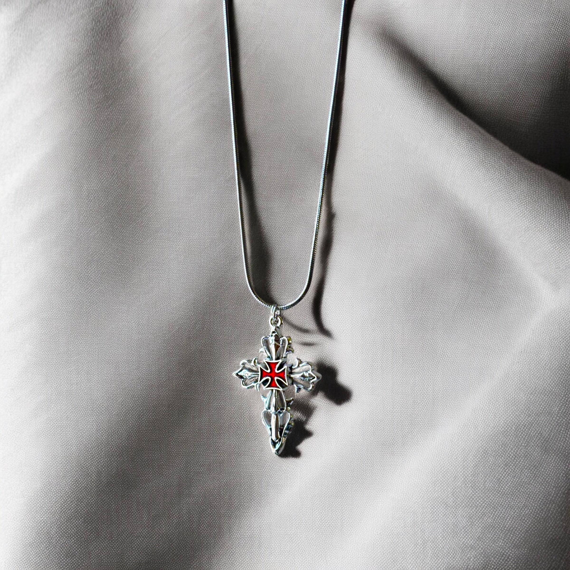 Arrowhead Cross – MidnightGothic